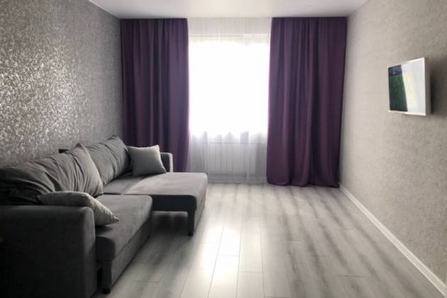 Квартира, Каменногорская, за 80 р.