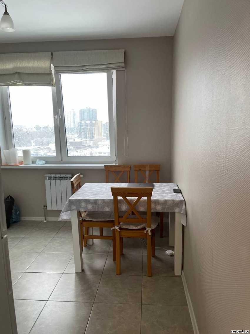 3-комнатная квартира, Н. Михайлашева, 5, 1800 рублей: фото 2