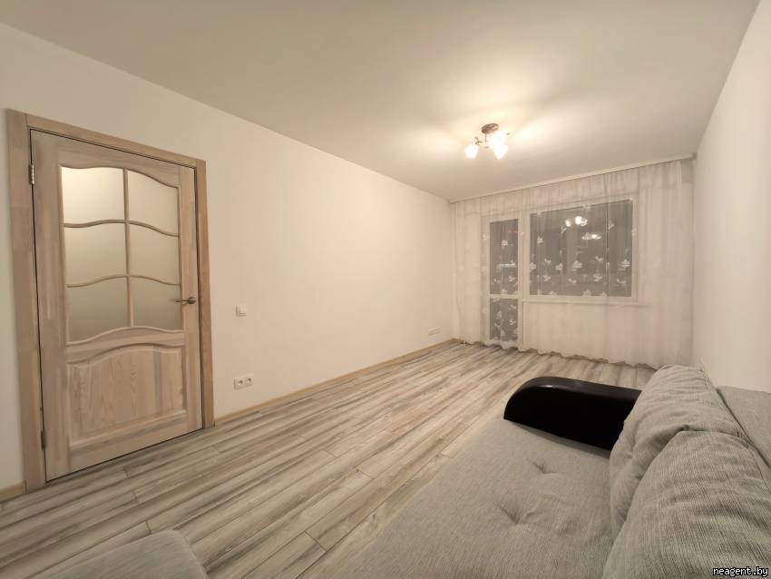 1-комнатная квартира, Независимости просп., 145, 460 рублей: фото 1