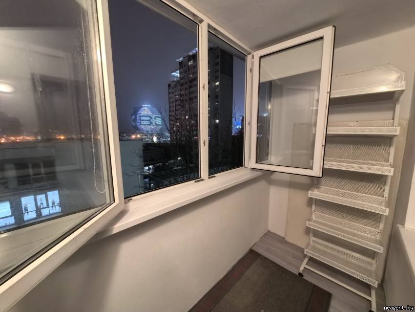 1-комнатная квартира, Независимости просп., 145, 460 рублей: фото 3