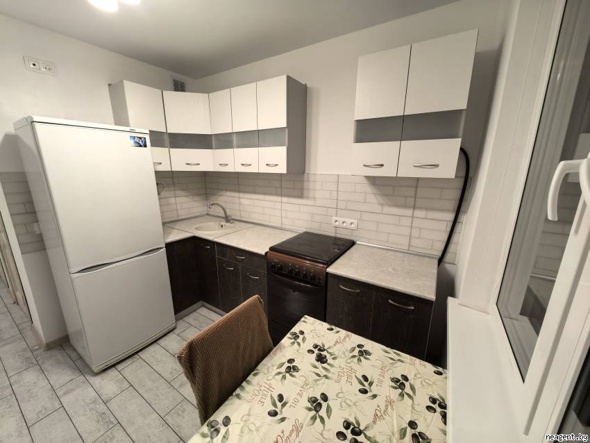 1-комнатная квартира, Независимости просп., 145, 460 рублей: фото 4