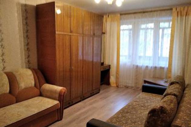 1-комнатная квартира, проспект Пушкина, за 1100 р.