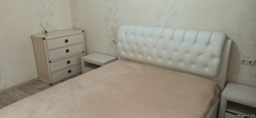 2-комнатная квартира, ул. Теслы, 1, 1430 рублей: фото 2