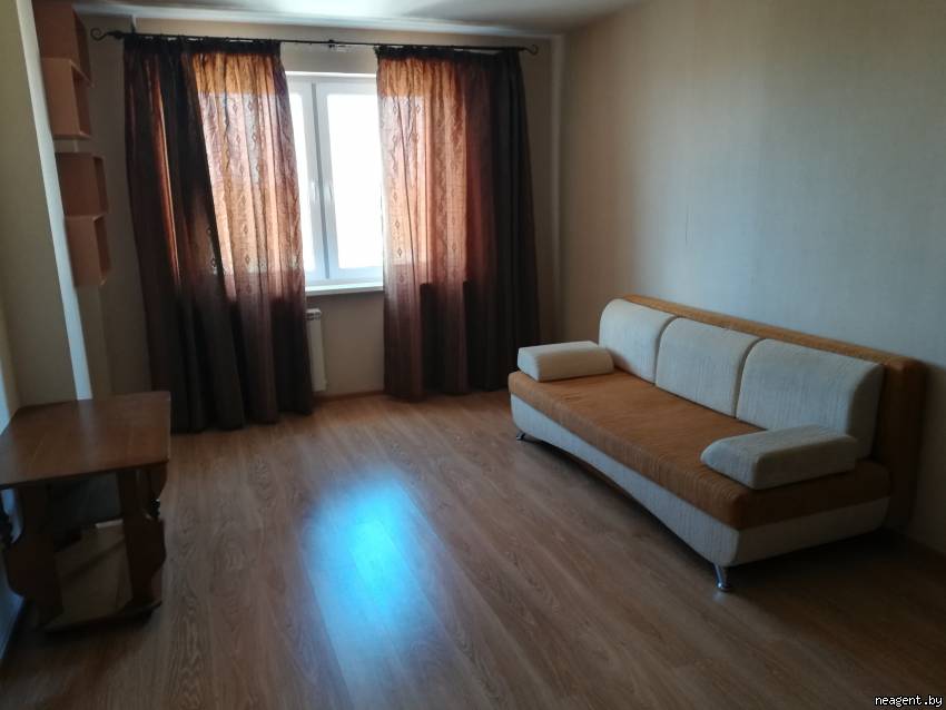 1-комнатная квартира, ул. Скрипникова, 11, 1200 рублей: фото 1