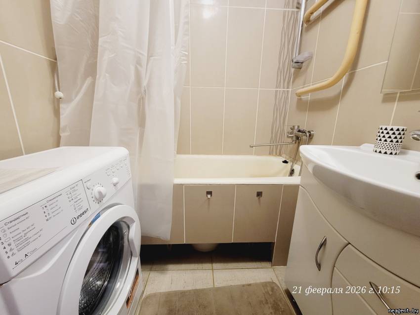 Комната, ул. Шугаева, 19/2, 750 рублей: фото 1