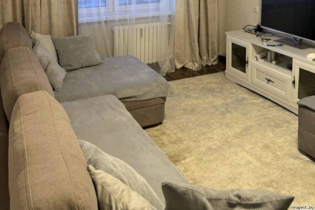 1-комнатная квартира, имени газеты «Правда» просп., за 912 р.