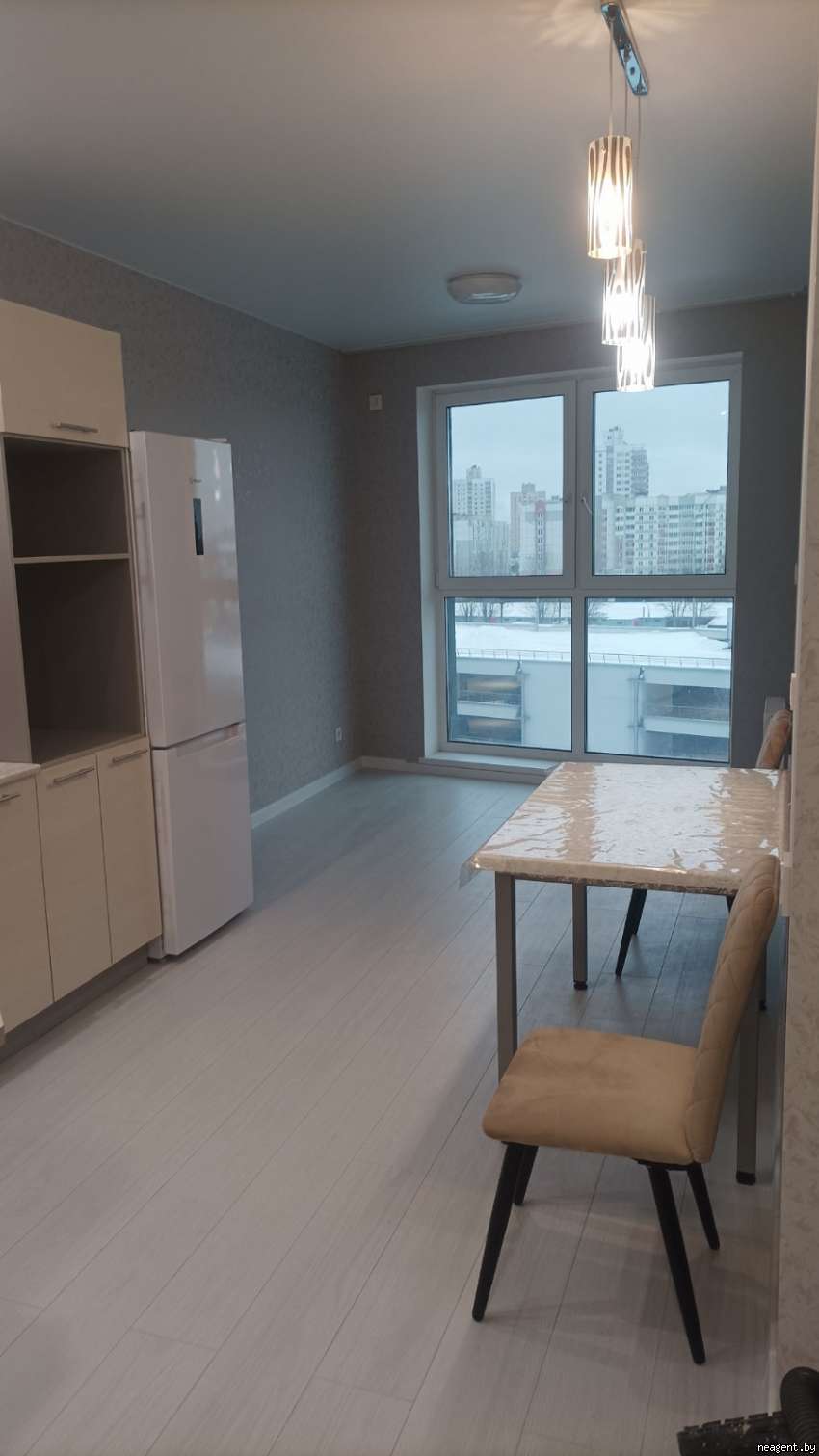 1-комнатная квартира, ул. Игоря Лученка, 26, 1400 рублей: фото 1