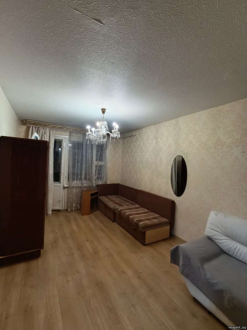 1-комнатная квартира, ул. Одинцова, 36/1, 320 рублей: фото 1