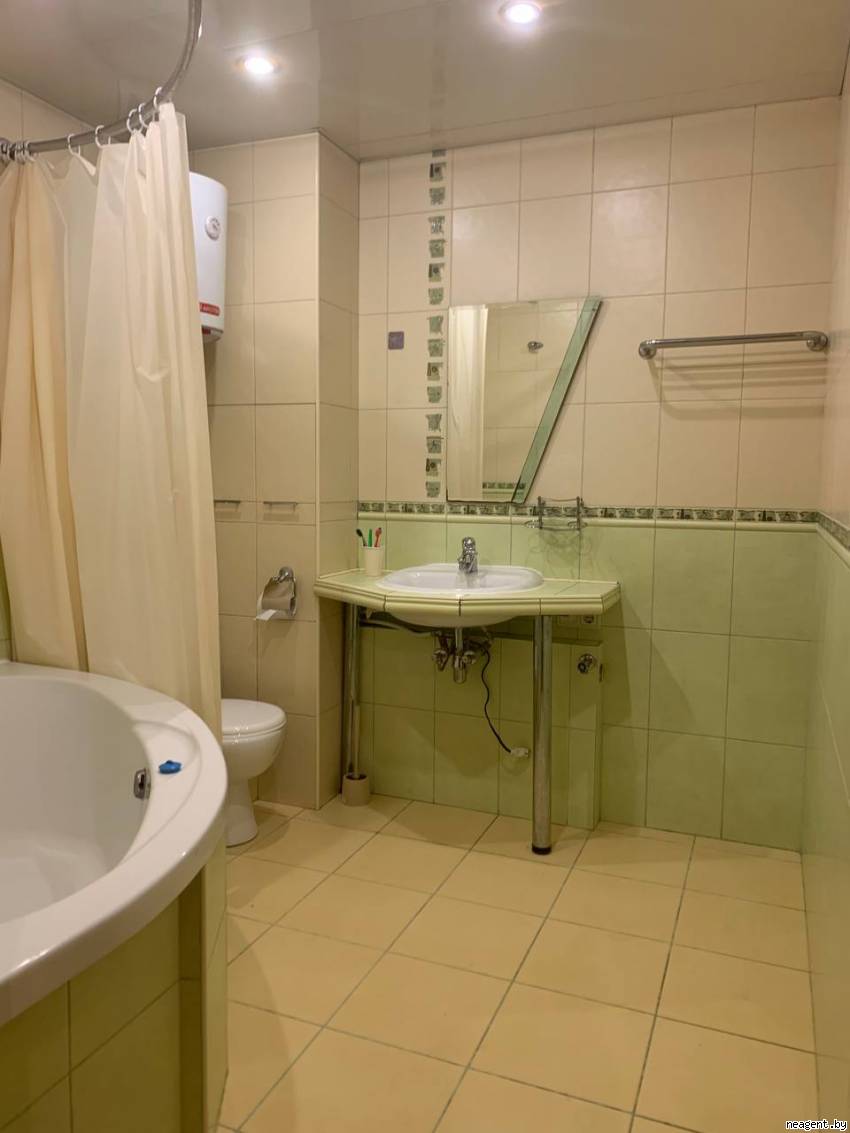 2-комнатная квартира, ул. Жуковского, 9/1, 1200 рублей: фото 6