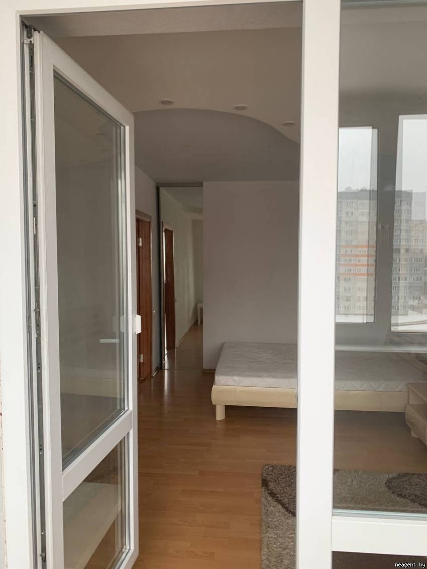 2-комнатная квартира, ул. Жуковского, 9/1, 1200 рублей: фото 8