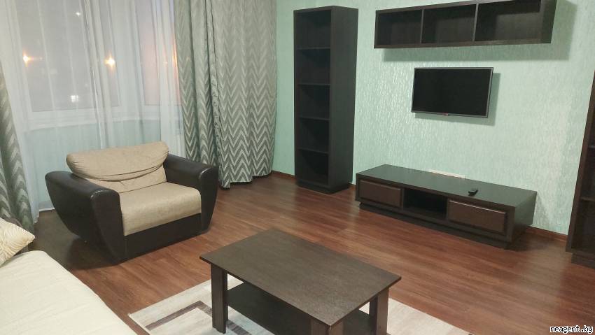 2-комнатная квартира, Притыцкого, 77, 1700 рублей: фото 1