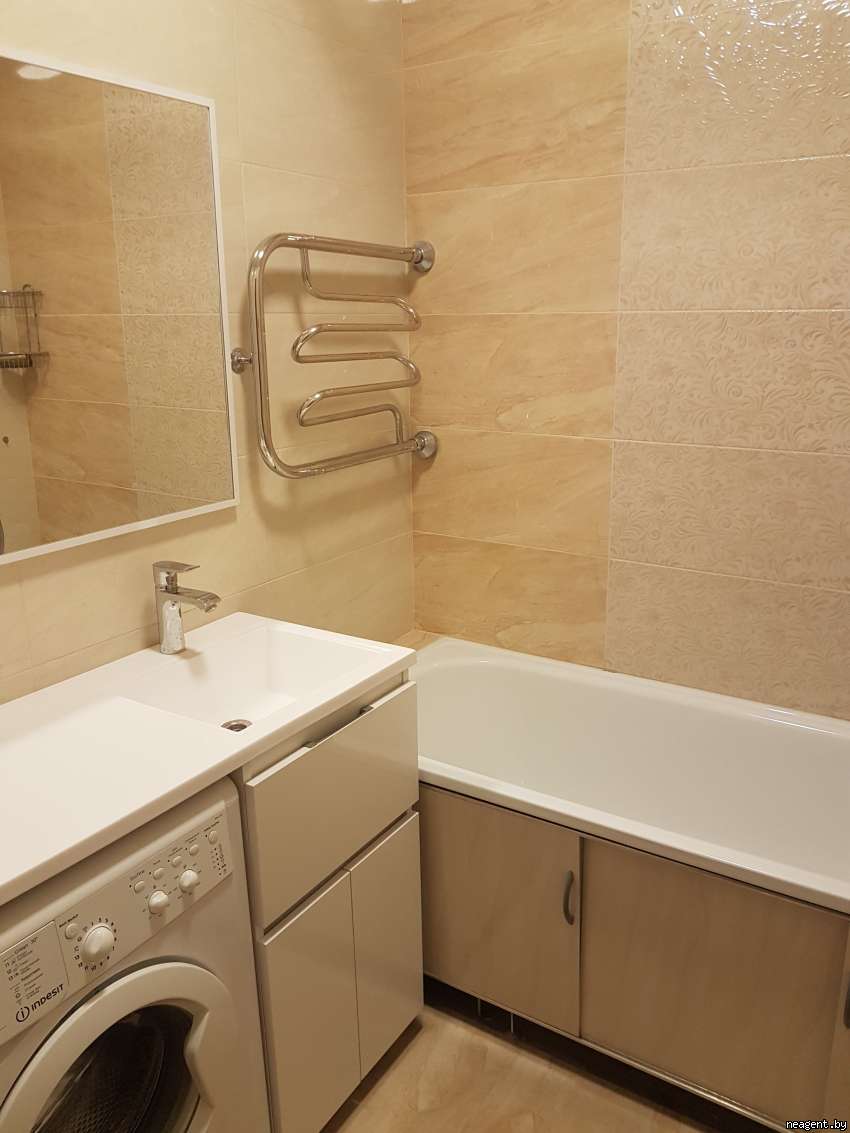 1-комнатная квартира, ул. Есенина, 42, 1200 рублей: фото 4