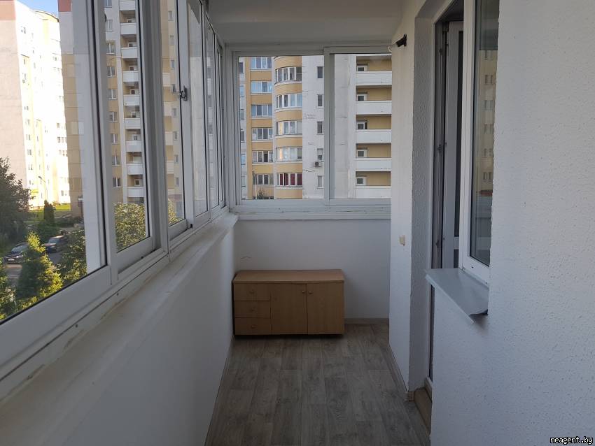 1-комнатная квартира, ул. Есенина, 42, 1200 рублей: фото 8