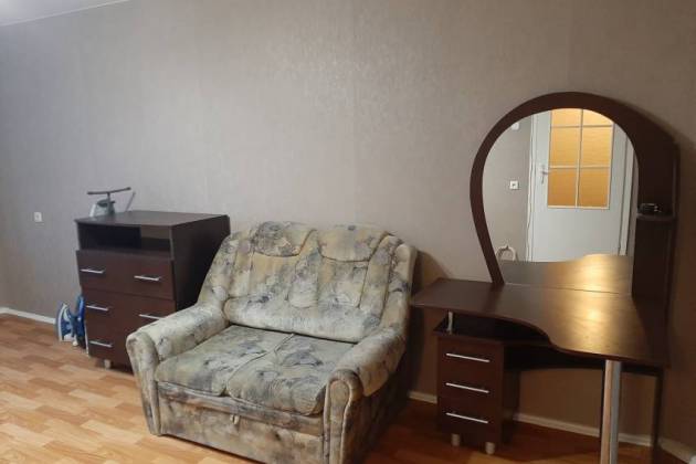 1-комнатная квартира, Пржевальского 2-я ул., за 350 р.