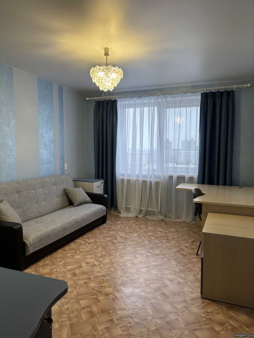 1-комнатная квартира, ул. Есенина, 3/2, 1198 рублей: фото 2