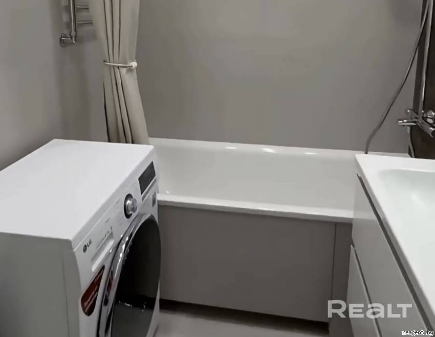 Комната, ул. Жилуновича, 10, 110 рублей: фото 1