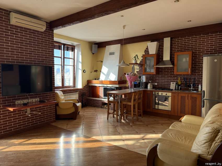 1-комнатная квартира, Независимости просп., 40, 1753 рублей: фото 1