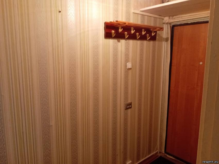 2-комнатная квартира, ул. Кнорина, 8/А, 1200 рублей: фото 1