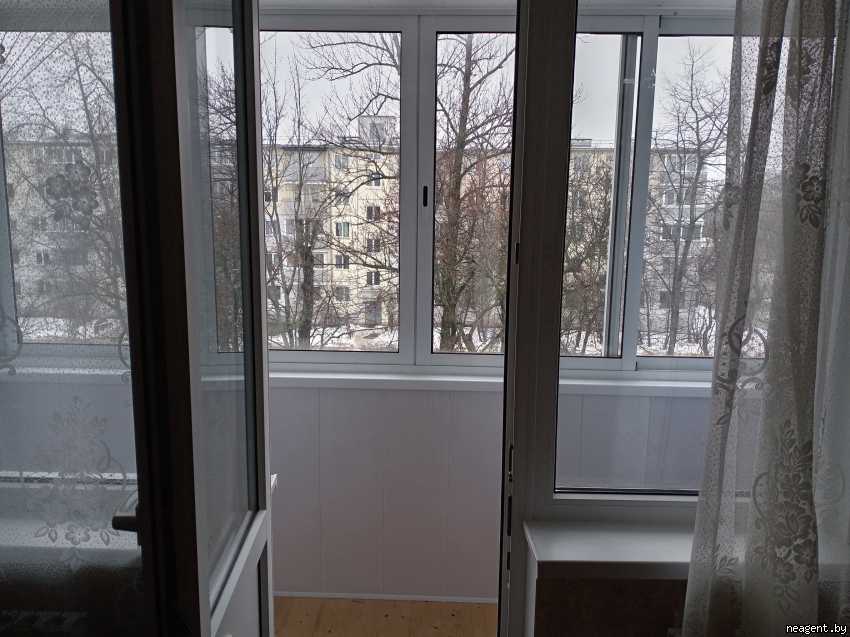 2-комнатная квартира, ул. Кнорина, 8/А, 1200 рублей: фото 4