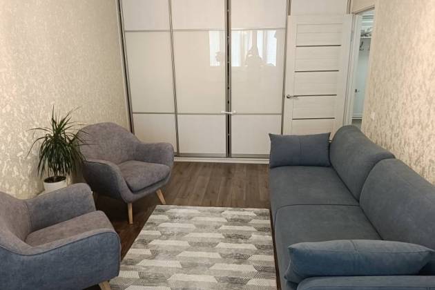 1-комнатная квартира, Мирошниченко ул., за 1228 р.