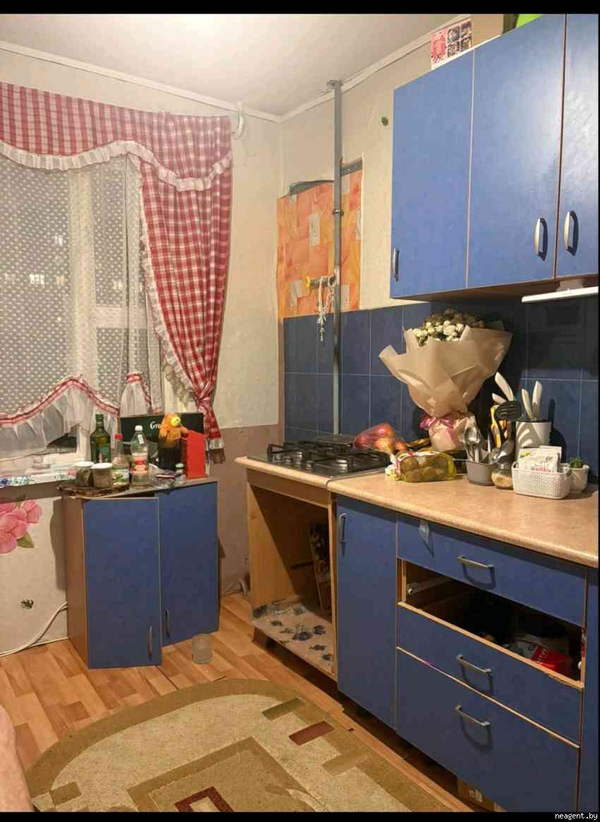 1-комнатная квартира, Газеты Звязда просп., 10/4, 350 рублей: фото 5