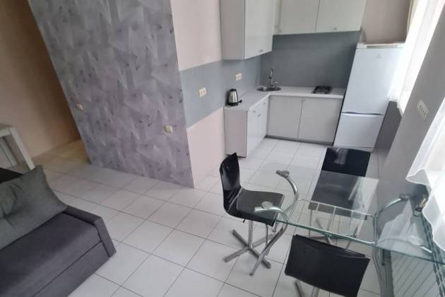 2-комнатная квартира, Романовская Слобода, за 560 р.