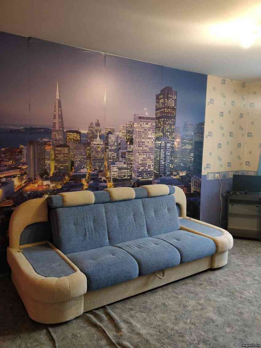 1-комнатная квартира, ул. Космонавтов, 3/1, 350 рублей: фото 1