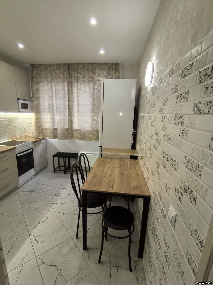 2-комнатная квартира, ул. Некрасова, 17, 1690 рублей: фото 2