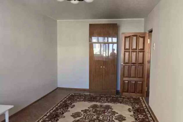 1-комнатная квартира, Космонавтов ул., за 948 р.