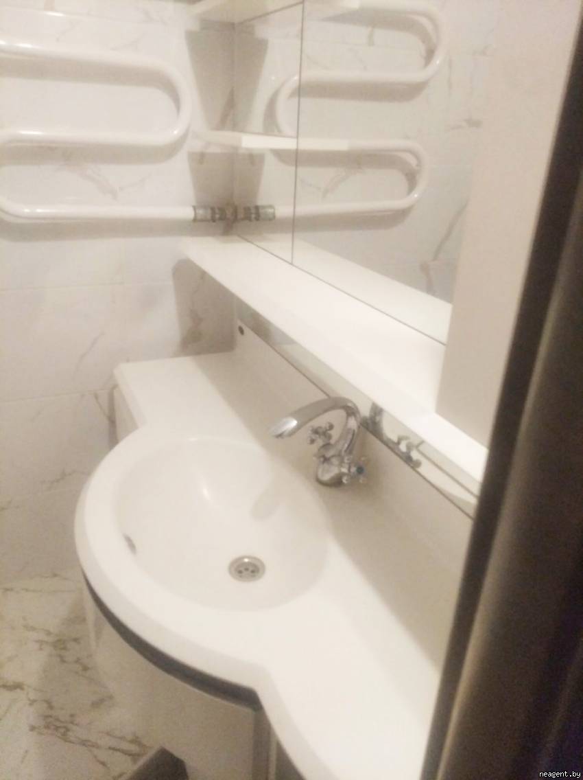 2-комнатная квартира,  Ванеева площадь, 1275 рублей: фото 4