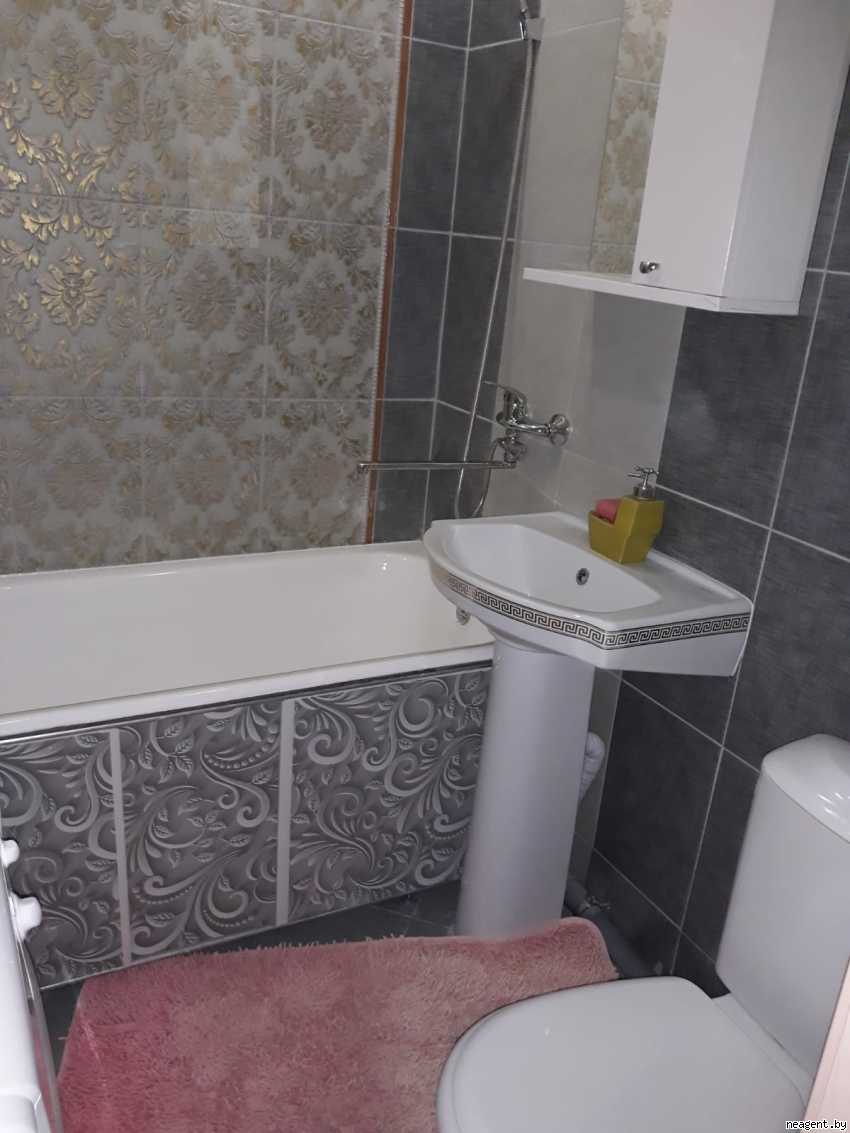 2-комнатная квартира, ул. Скрыганова, 11, 1550 рублей: фото 1