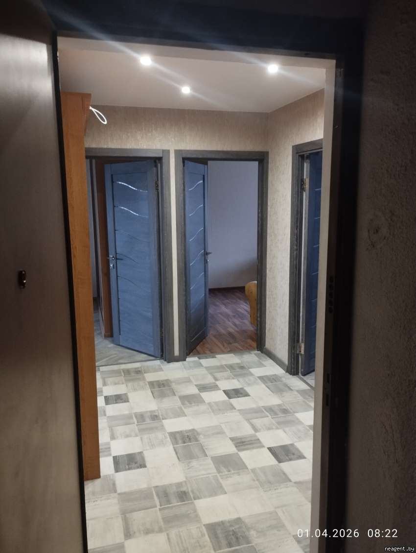 3-комнатная квартира, ул. Нестерова, 60, 1175 рублей: фото 2