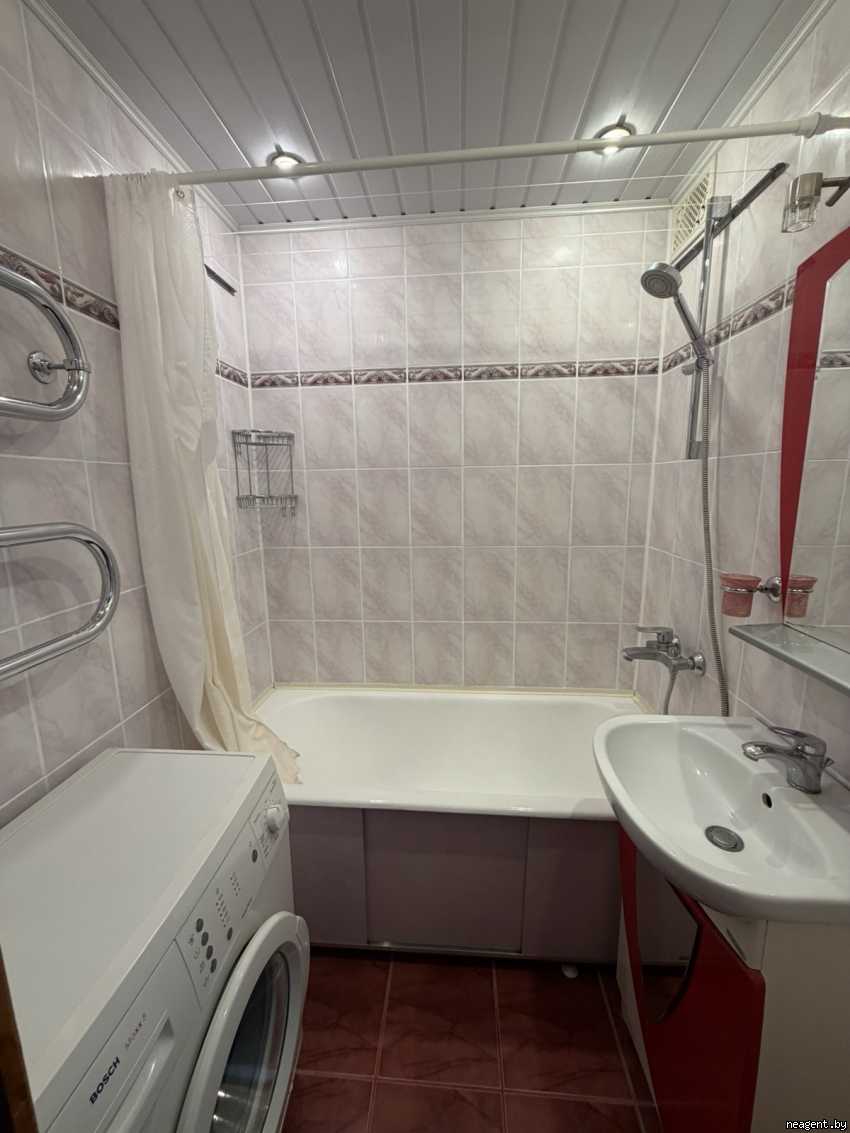 1-комнатная квартира,  Якубова, 900 рублей: фото 2