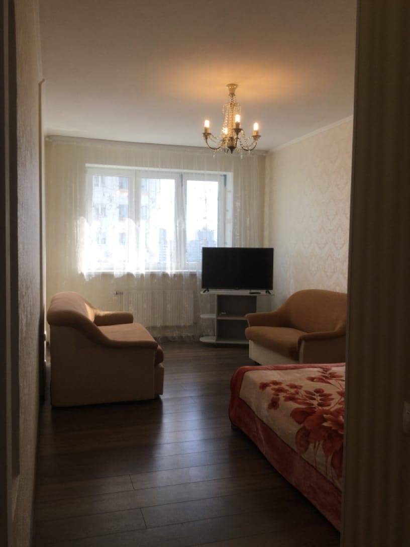 1-комнатная квартира, Дзержинского просп., 82, 1400 рублей: фото 2