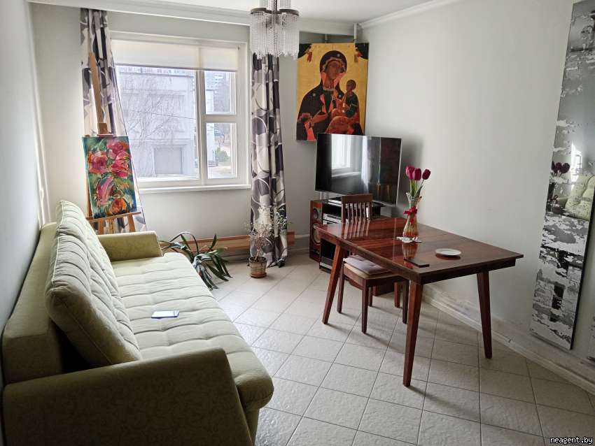 1-комнатная квартира, ул. Шугаева, 19/2, 1300 рублей: фото 1