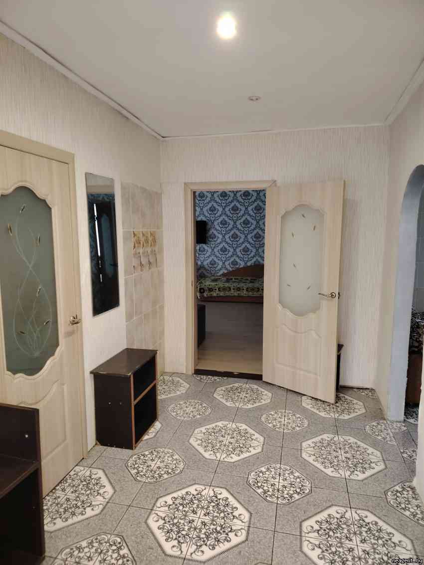 3-комнатная квартира, Заходняя, 128, 30 рублей: фото 1