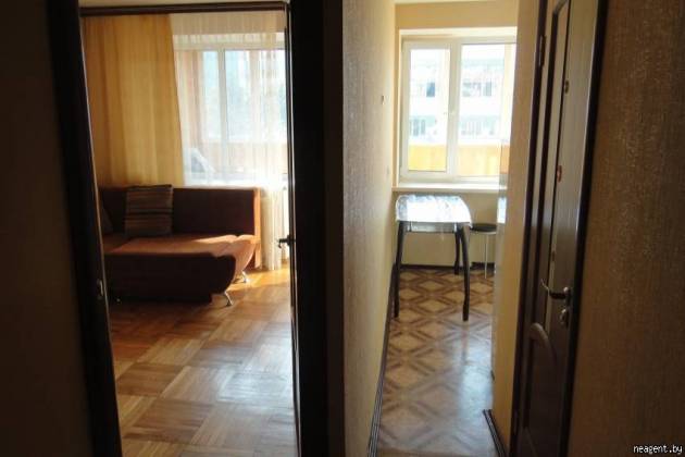 1-комнатная квартира, Андреевская ул., за 1330 р.