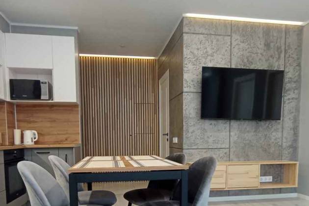 3-комнатная квартира, Белградская ул., за 670 р.