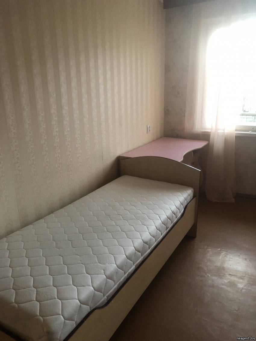 2-комнатная квартира, ул. Калиновского, 20, 1000 рублей: фото 1