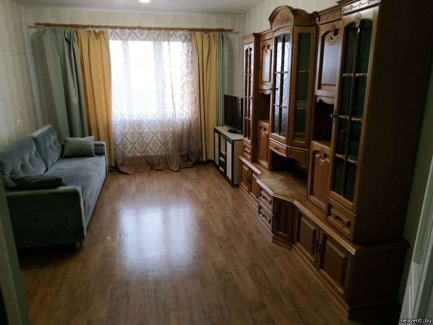 1-комнатная квартира, ул. Скрипникова, 66, 1000 рублей: фото 1