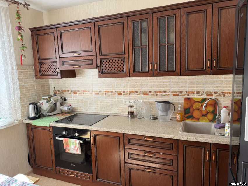 2-комнатная квартира, ул. Рафиева, 81, 1300 рублей: фото 1