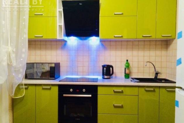 1-комнатная квартира, Героев 120 Дивизии ул., за 1285 р.