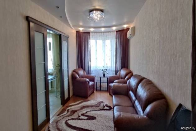 3-комнатная квартира, Калинина пер., за 815 р.