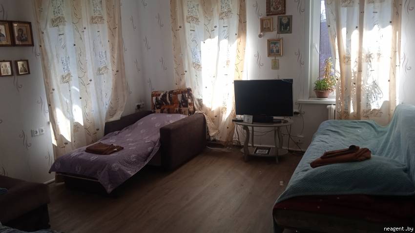 2-комнатная квартира, ул. Плеханова, 56/3, 180 рублей: фото 1