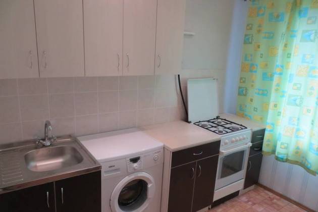 1-комнатная квартира, Якубова, за 850 р.