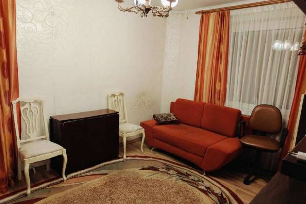 1-комнатная квартира, Тикоцкого ул., за 1200 р.