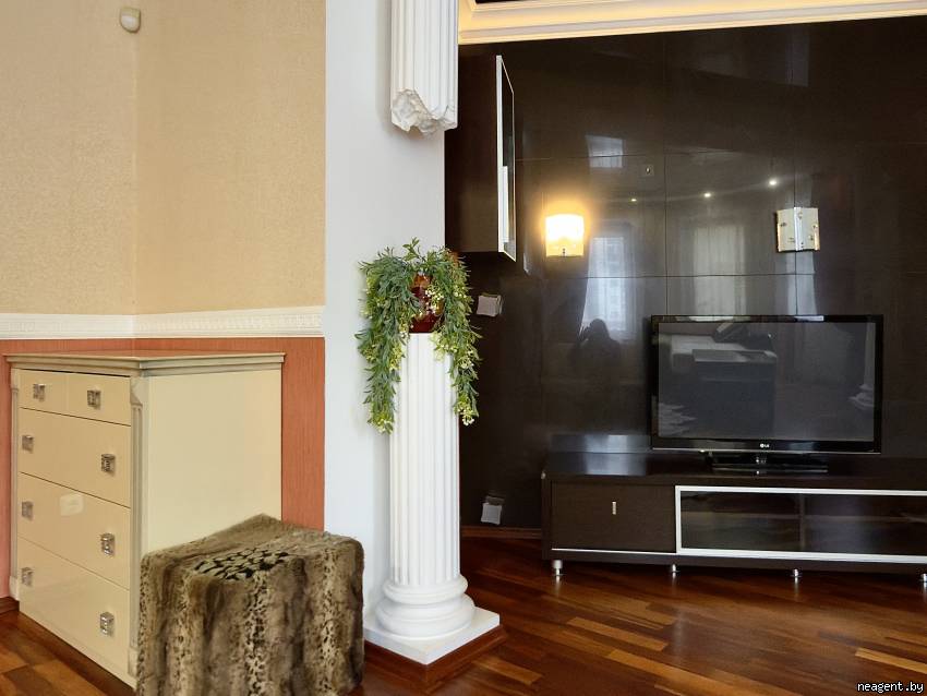 3-комнатная квартира, имени газеты «Правда» просп., 9, 2100 рублей: фото 3