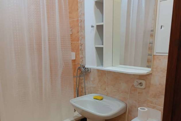 1-комнатная квартира, Осипенко ул., за 1100 р.