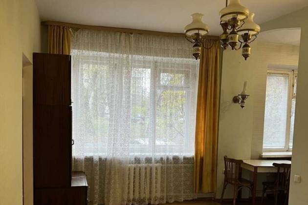 2-комнатная квартира, Шевченко бульвар, за 400 р.