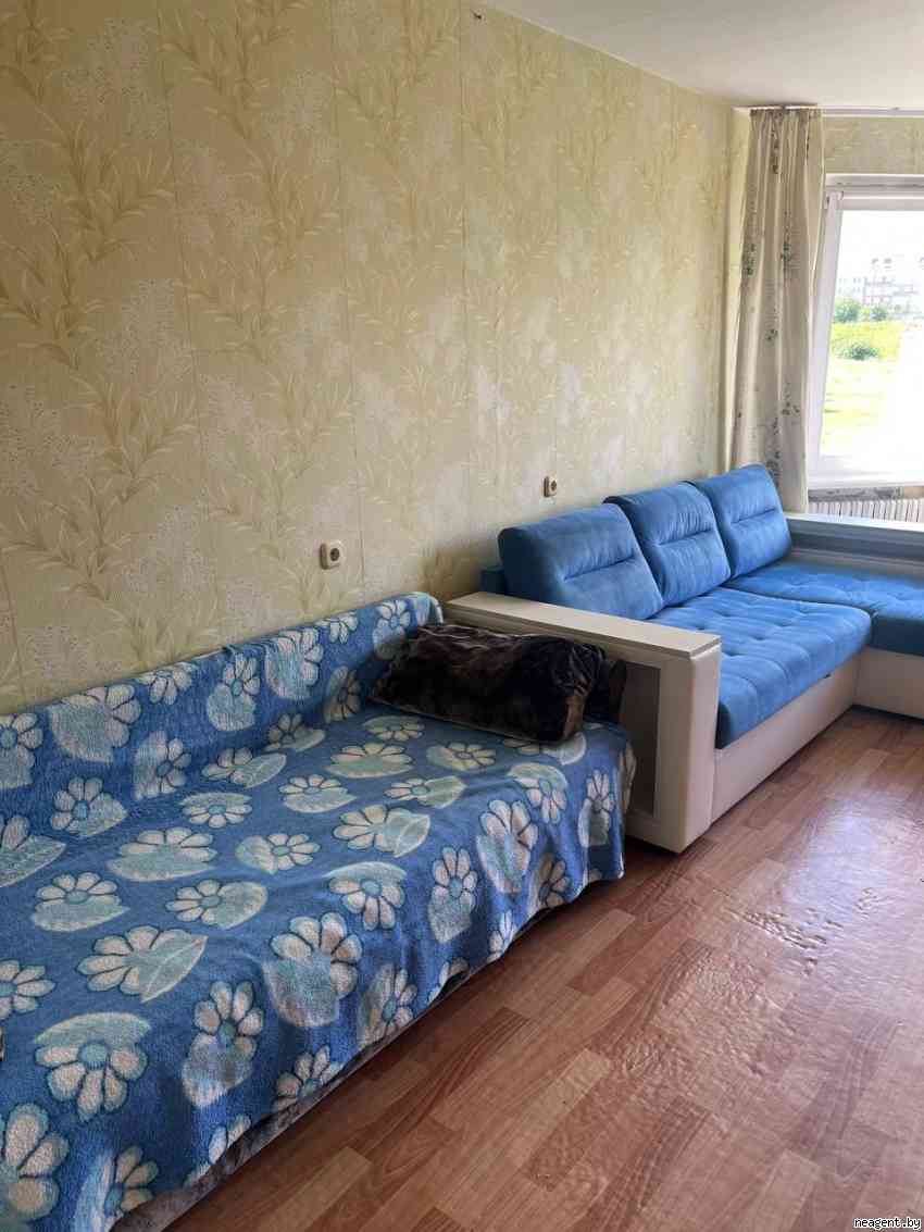 Комната, ул. Иосифа Жиновича, 21, 500 рублей: фото 1